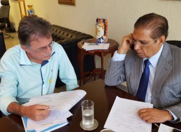 Senador Jader recebe prefeitos e reforça pedidos para derrocamento do Pedral do Lourenço