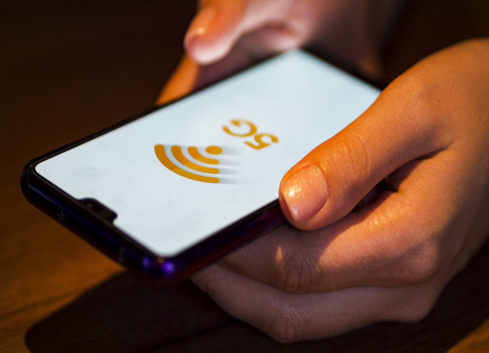 “Com 5G, Brasil pode ter rede privada de educação”, sugere o senador Jader