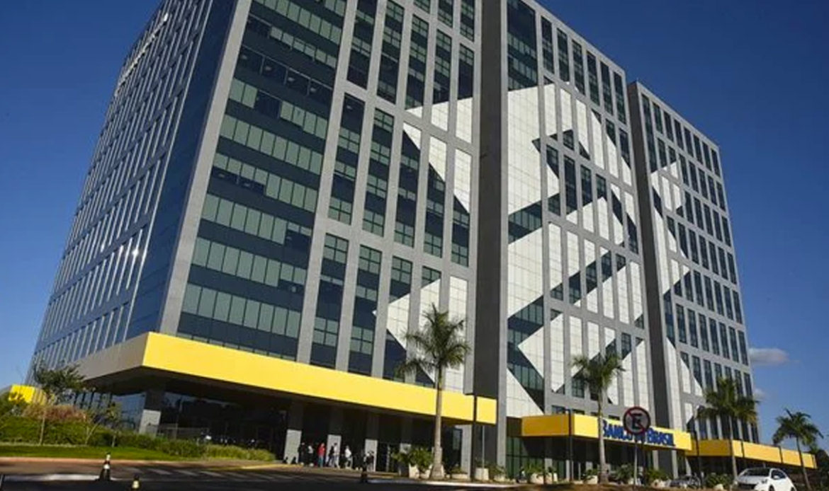 Jader volta a manifestar preocupação com fechamento de agências do BB