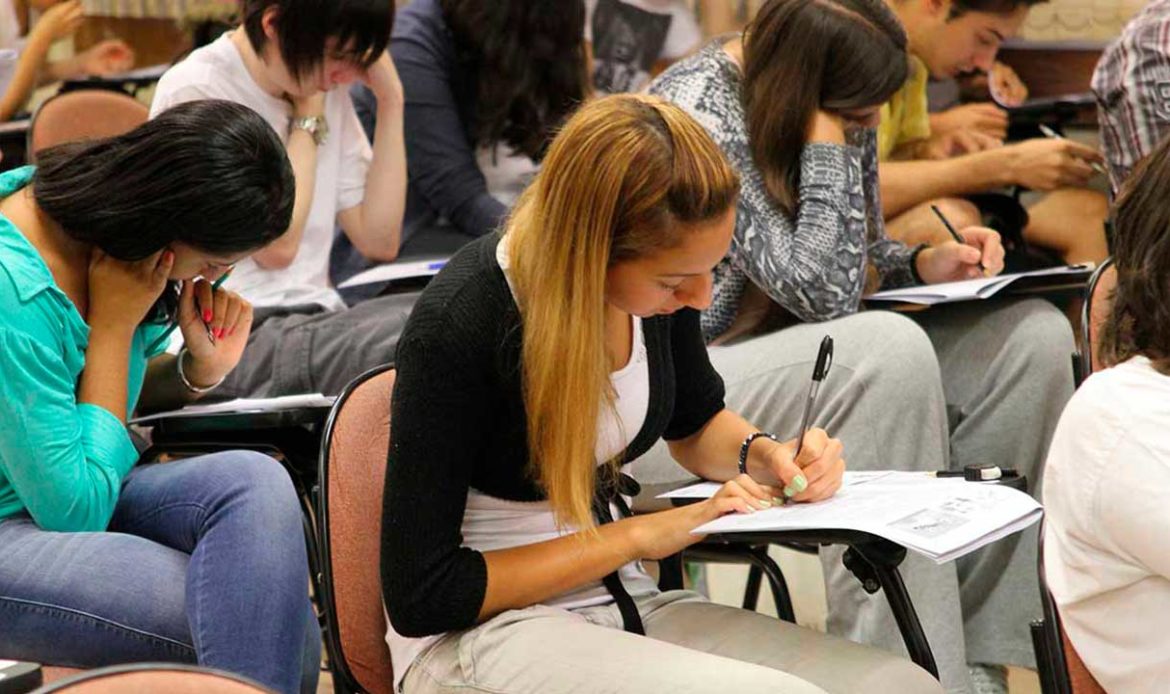 Emenda do senador Jader à PEC da reforma Tributária beneficia setor da educação