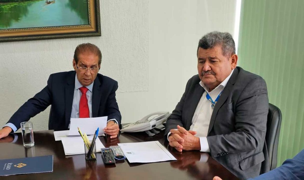 Senador Jader anuncia liberação de R$ 12 milhões para prefeituras paraenses