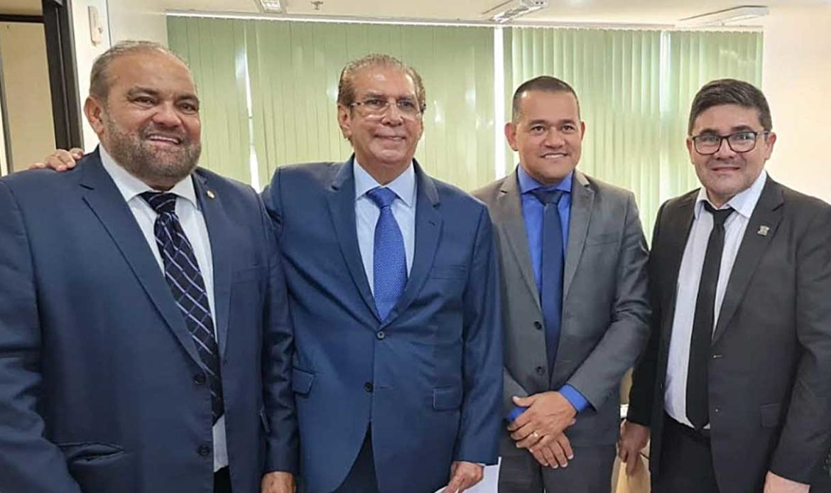 Prefeitos de todas as regiões do Pará estiveram com o senador Jader