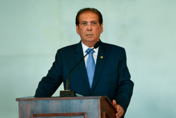 Senador Jader pede urgência em proposta de proteção à mulher